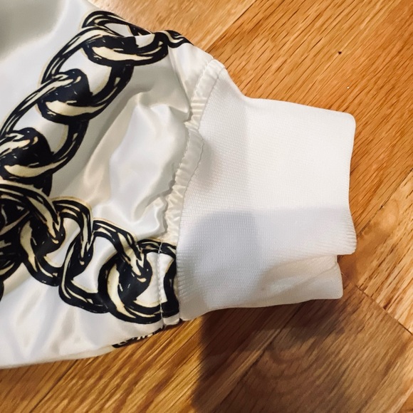 Nike NSW Bomber Synthetic Fill Jacket White NWT. Worn ones. Smoke free - Picture 5 of 6